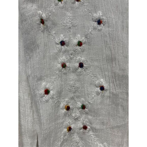 Hope Springs White Flower Embroidered Gauzy Roll Tab Sleeve Button Down Shirt sz - Picture 2 of 11